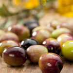 Leccino Olives